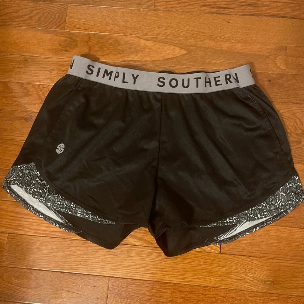 Simply Souther shorts w/ snake skin design